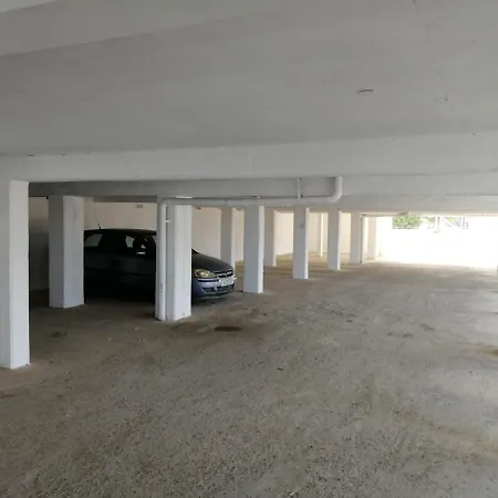 Taniandres * Paralimni