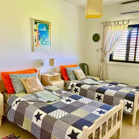 Taniandres Apartment Paralimni