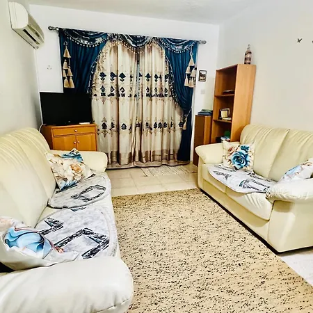 Taniandres * Paralimni